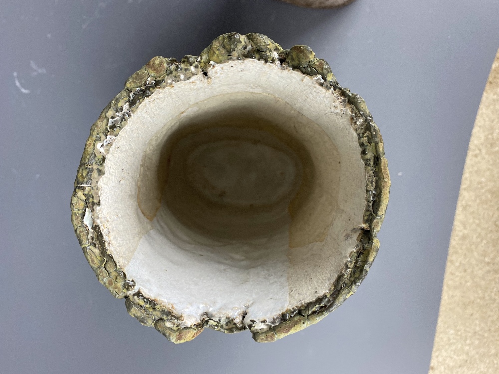 RACHEL WOOD (born 1962): a cylindrical stoneware vessel and a smaller waisted vessel both covered in - Image 6 of 8