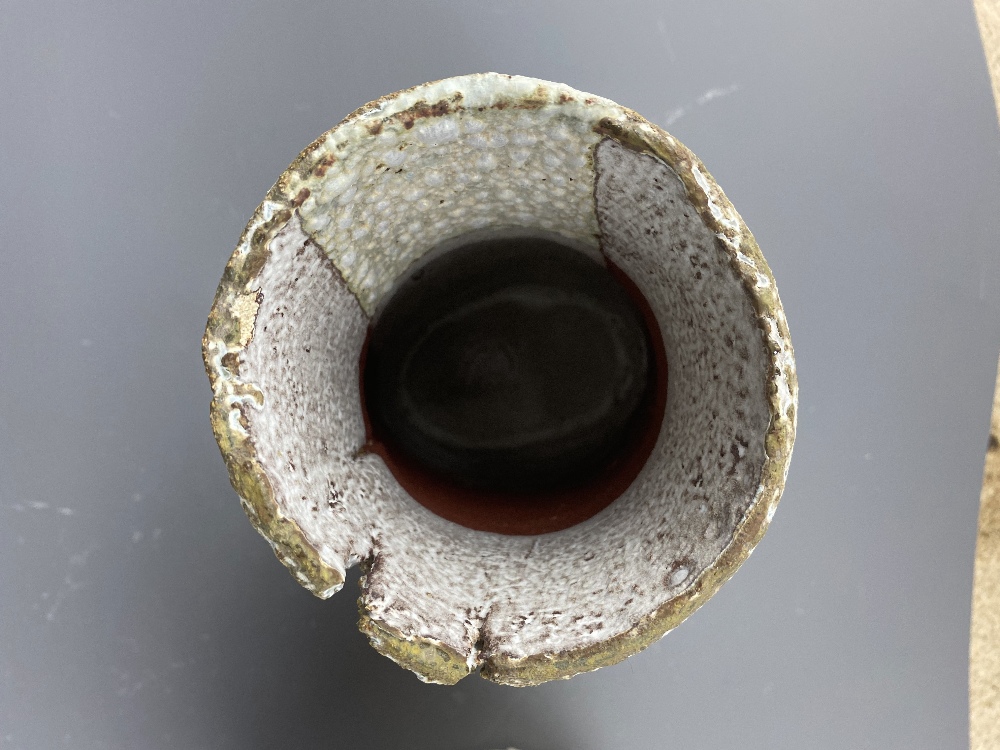 RACHEL WOOD (born 1962): a cylindrical stoneware vessel and a smaller waisted vessel both covered in - Image 5 of 8
