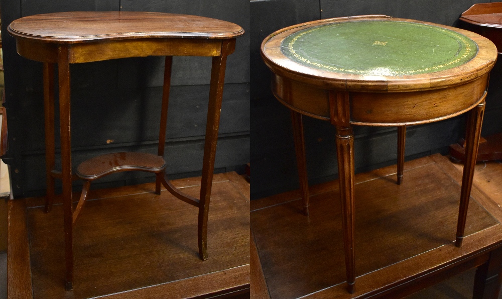 A reproduction mahogany circular occasional table with green leather insert, diameter approx 65cm,