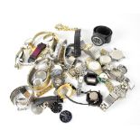 A quantity of bracelet watches, wristwatches, parts, etc.