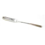 A George III hallmarked silver marrow scoop by Thomas Wallis (II),