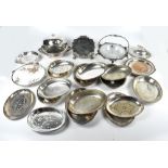 A group of silver plated items to include miscellaneous entrée dishes and lids, a silver plated
