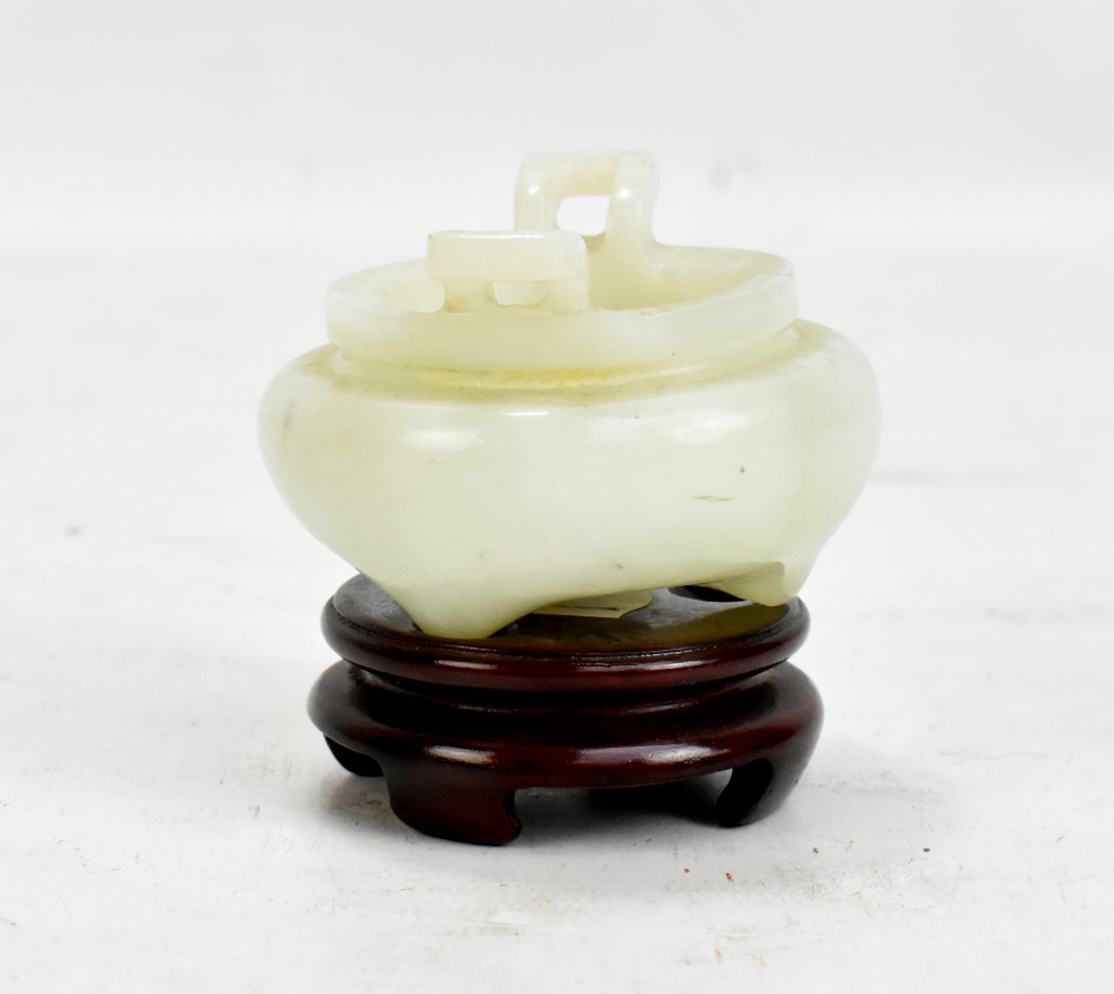 A Chinese polished hardstone quatrilobed brush washer, raised on shaped wooden stand, length 8cm, - Image 5 of 8