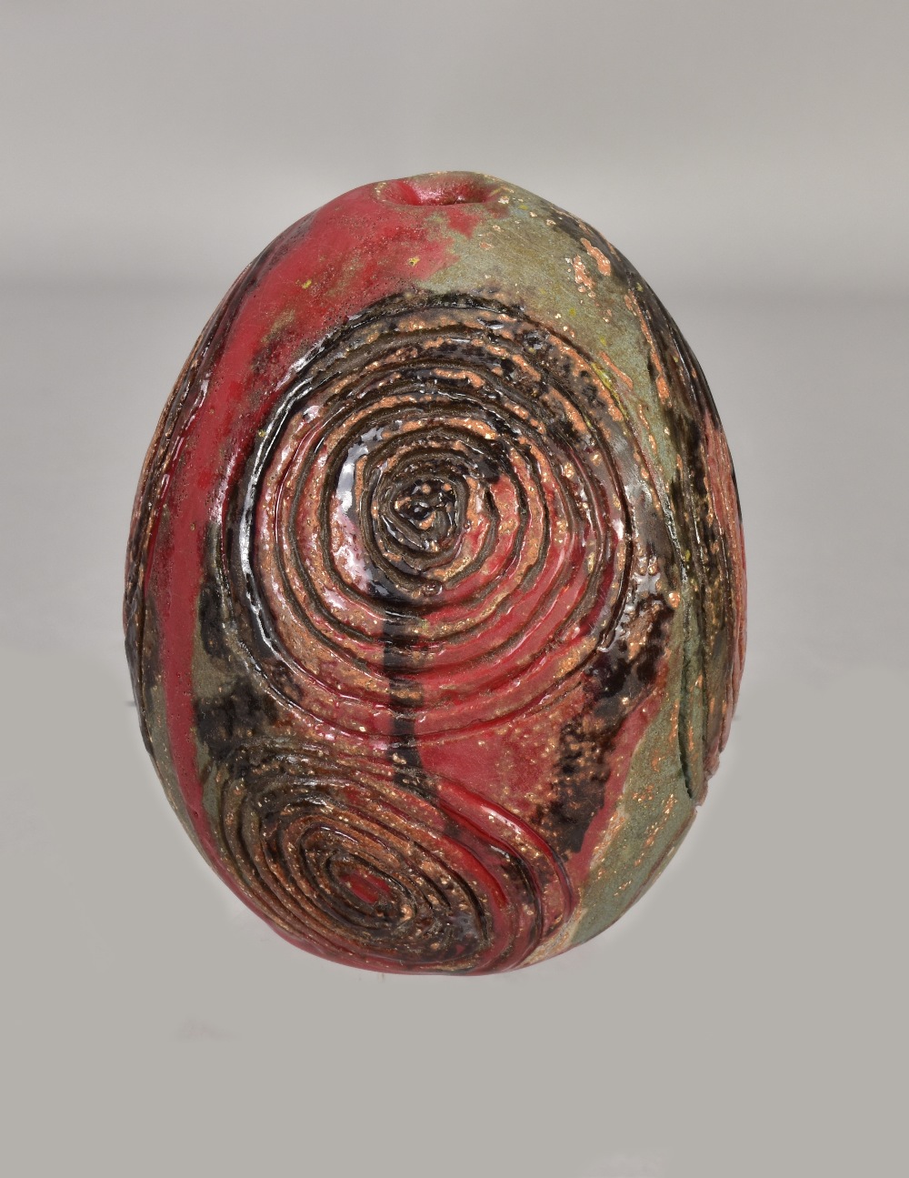 ALAN WALLWORK (1931-2019); a stoneware pod form with incised spiral decoration, incised AW mark, - Image 2 of 7