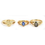 A 9ct yellow gold heart shaped dress ring, size T 1/2, a 9ct yellow gold single stone dress ring,