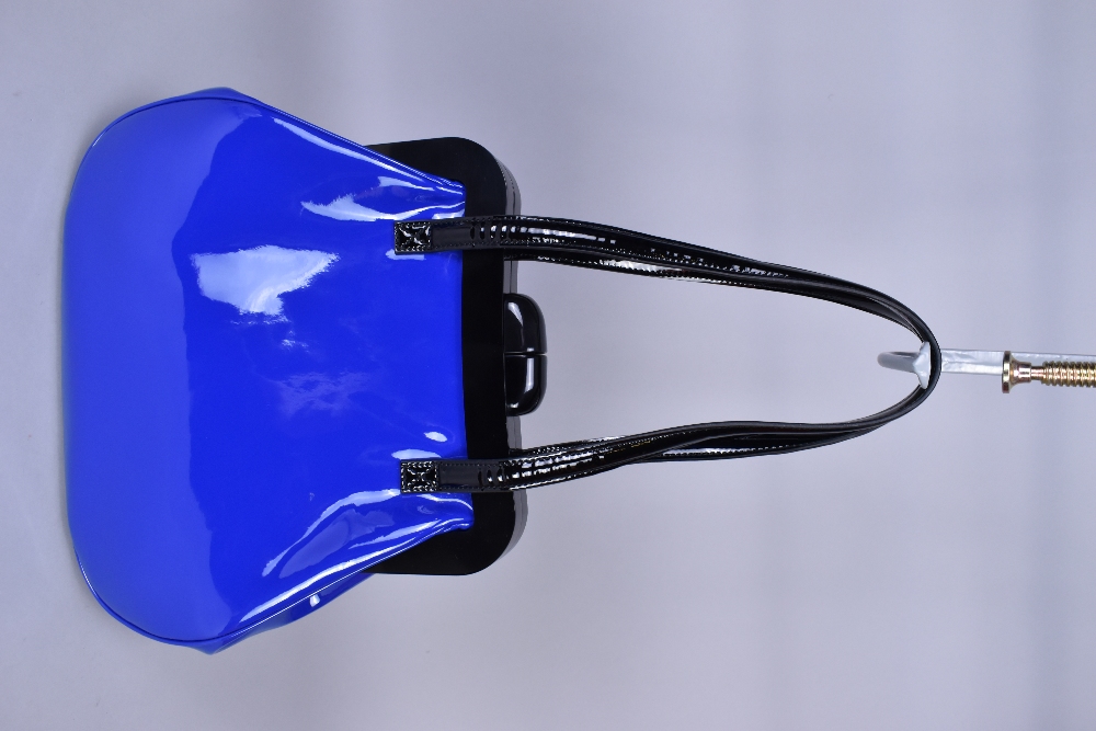 LULU GUINNESS; a patent leather cobalt blue leather 'Mid Pollyanna' handbag with a patent lips - Image 2 of 6