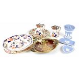 A quantity of assorted ceramics to include Masons 'Mandalay', pair of jugs, serving dish and plate,