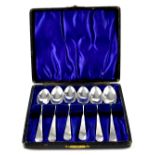 An Edward VII cased set of six hallmarked silver teaspoons, Birmingham 1909, combined approx. 2.