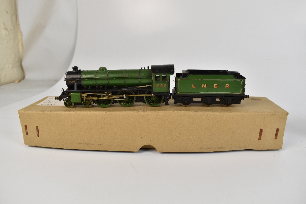 Two kit built OO gauge locomotives comprising 2726 LNER and 1005 'Bongo' LNER with tenders, a Tyco - Image 4 of 6