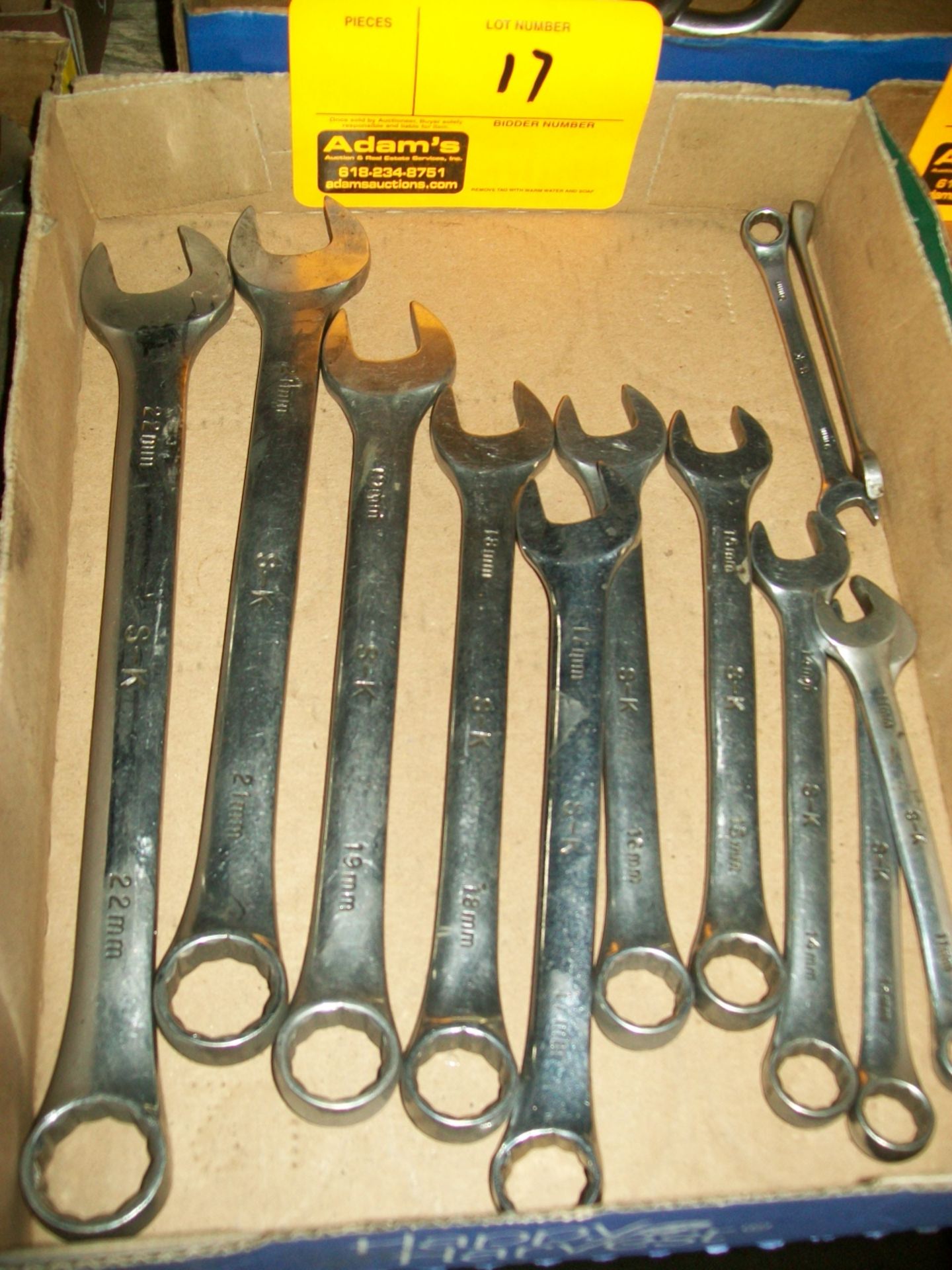 SET OF METRIC SNAP-ON WRENCHES