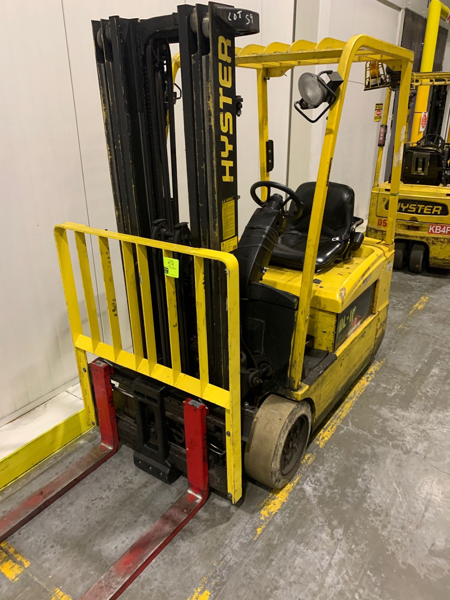 Hyster Lift Truck; Model Number J35ZT; Serial Number: J160N04287F; 12128 HOURS