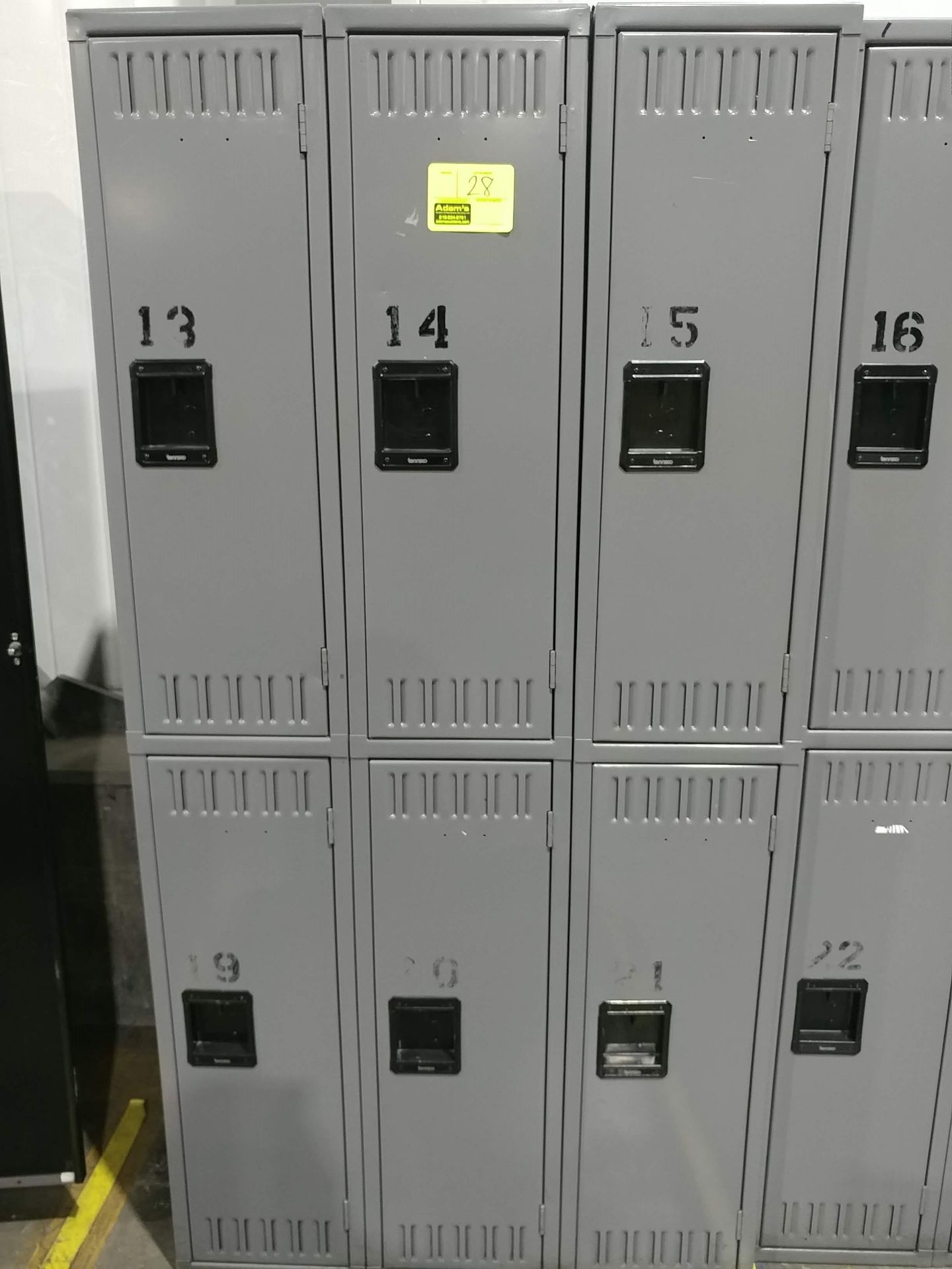 6 unit locker