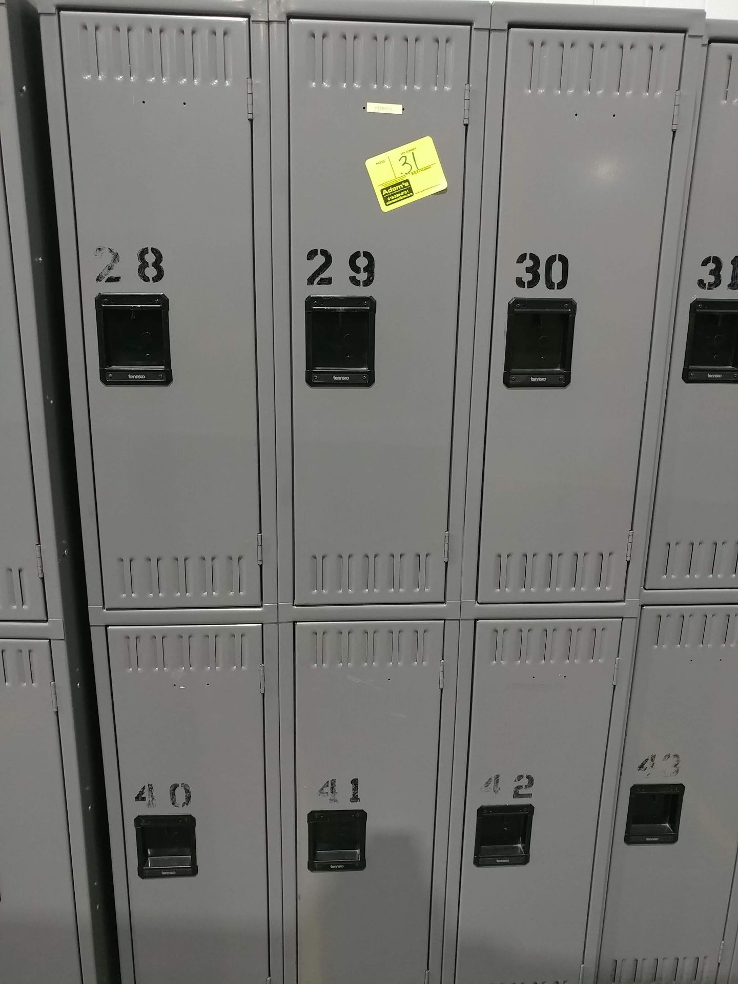 6 unit locker