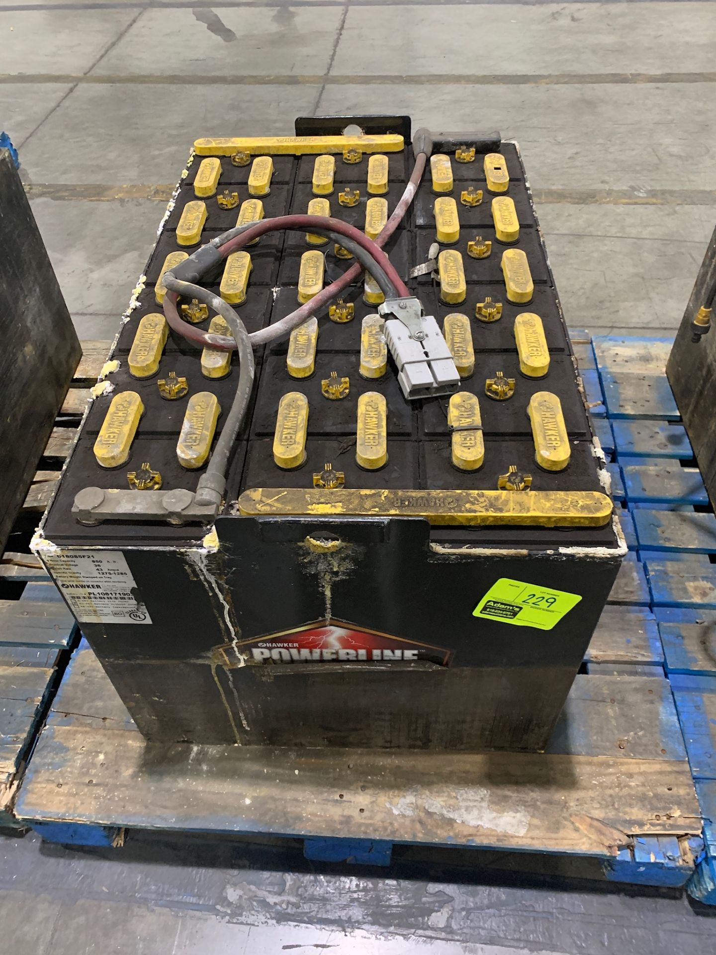 Forklift battery