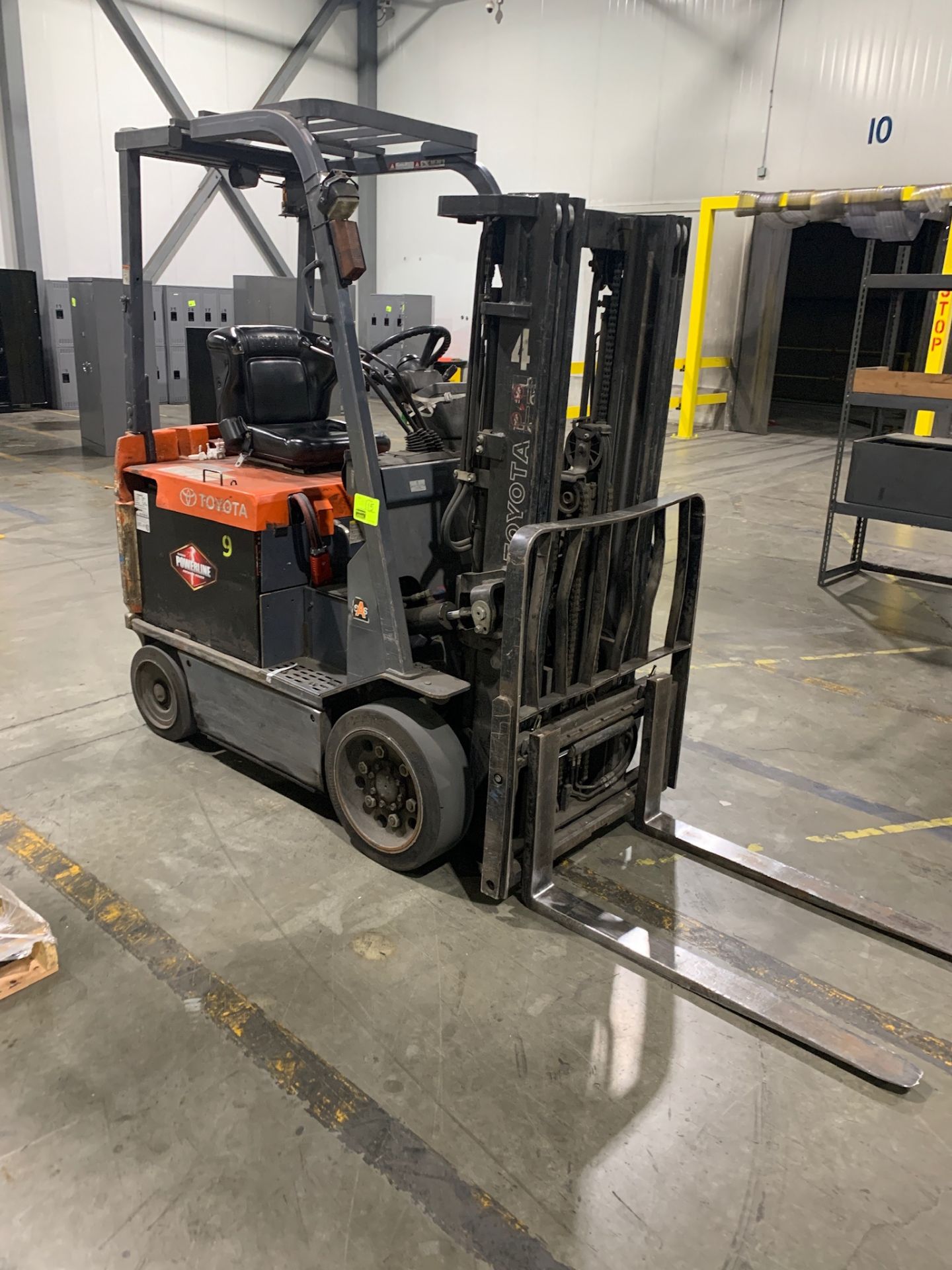 Toyota Electric forklift side shifter