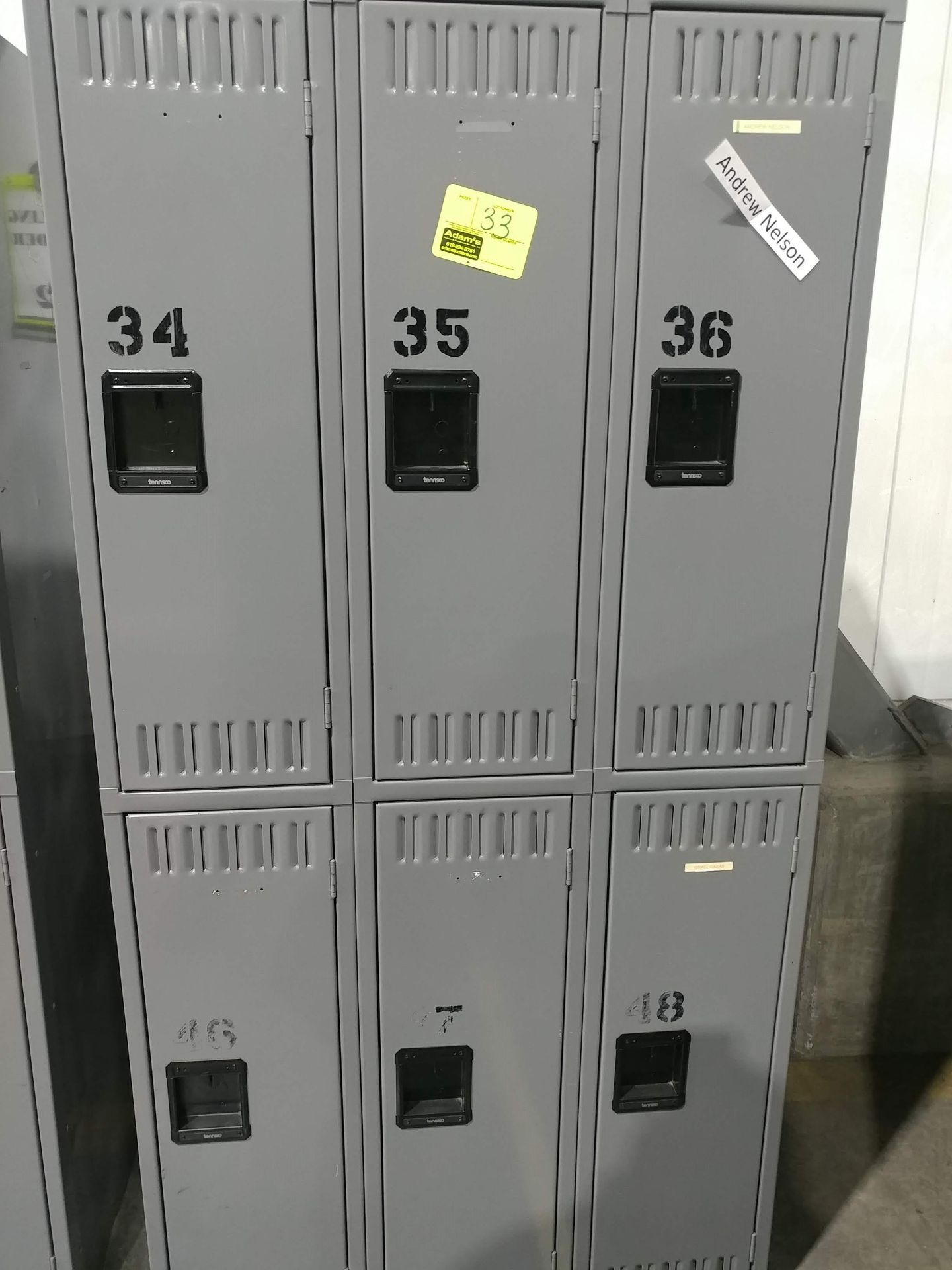 6 unit locker