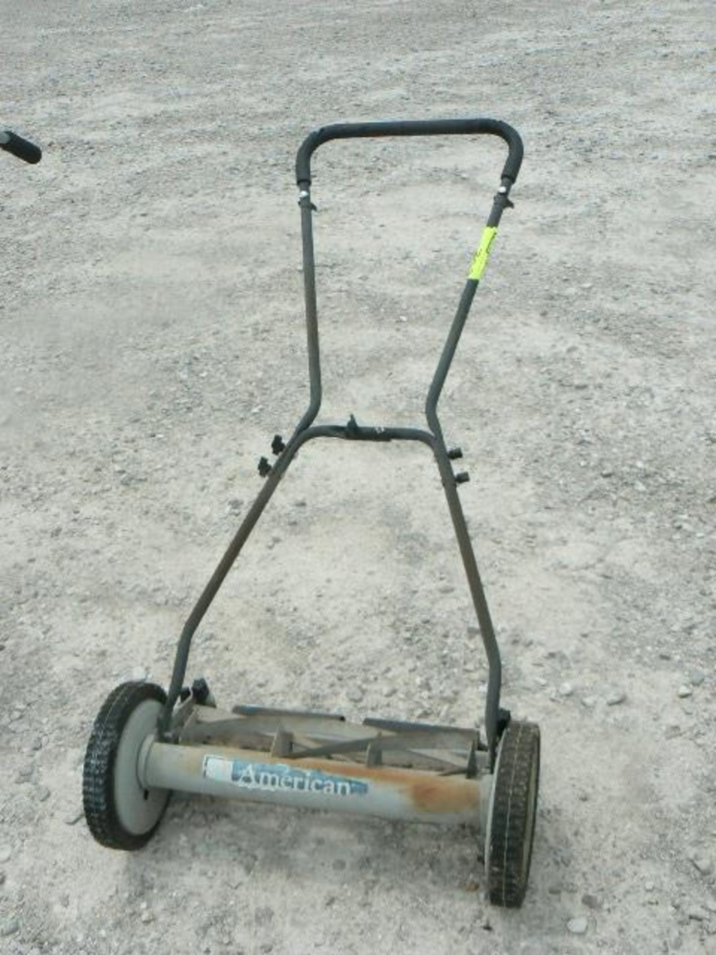 MANUAL PUSH MOWER