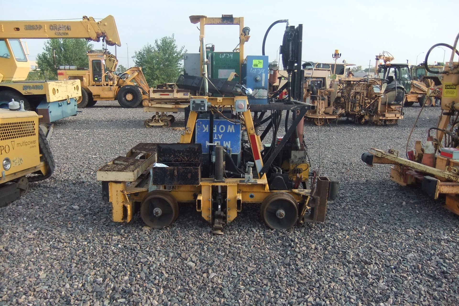 RLP9704 Nordco Rail Lifter - Production; Model #: LS; S/N: 790596RWK (579); Hours: 7510