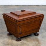 19TH/20TH C. REGENCY STYLE MAHOGANY CELLARETTE