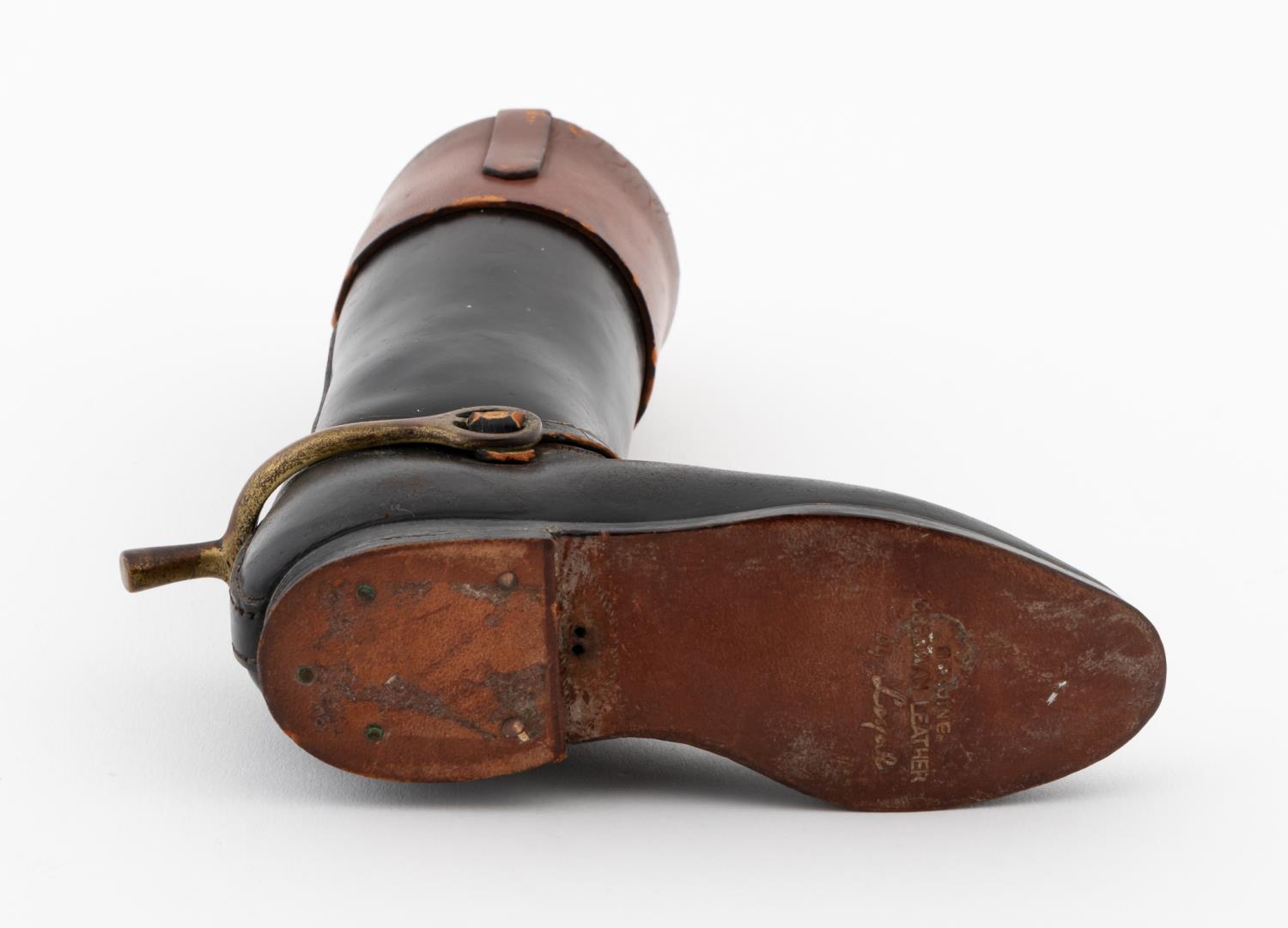 LEATHER RIDING BOOT FORM DESK LIGHTER - Image 5 of 6