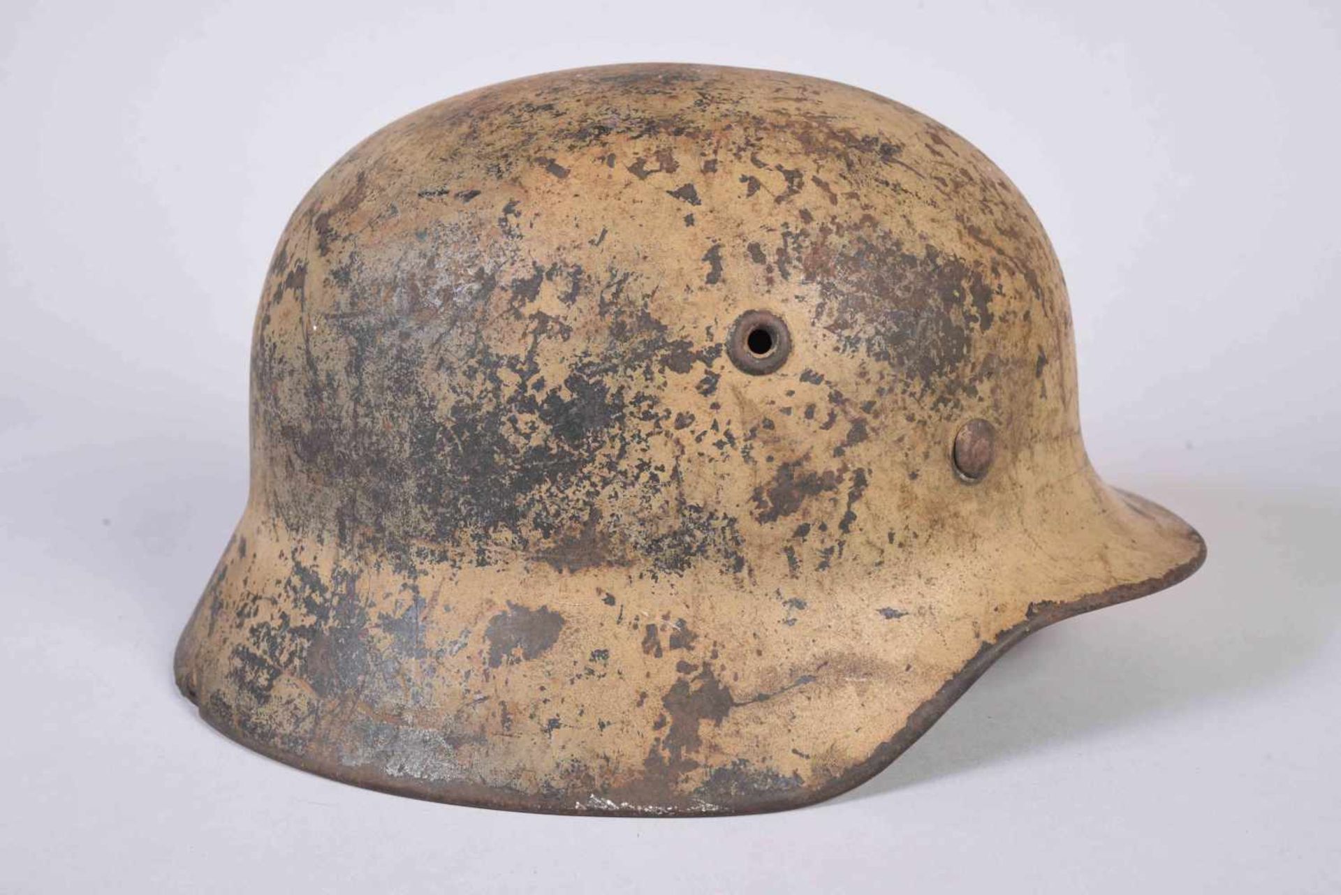 Casque Allemand Modèle 40 armée de Terre (HEER). Fabriquant Q64 le n° de série n’est pas visible. - Bild 4 aus 8