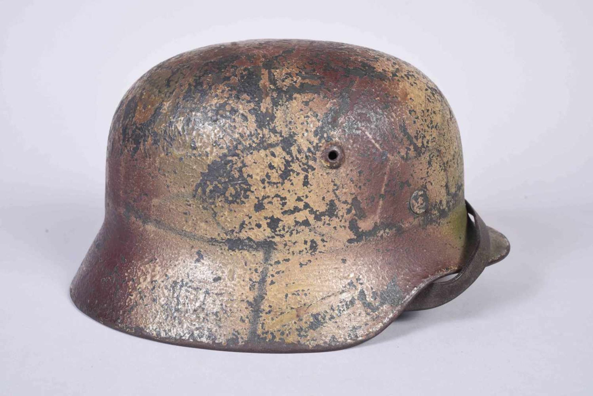 Casque Allemand Modèle 35 armée de Terre (HEER). Marquage fabricant et série recouverts de - Bild 4 aus 7