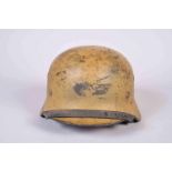 Casque Allemand modèle 40 de l’armée de l’air (LUFTWAFFE). Fabricant Q66 ; N° de série 248. Peinture