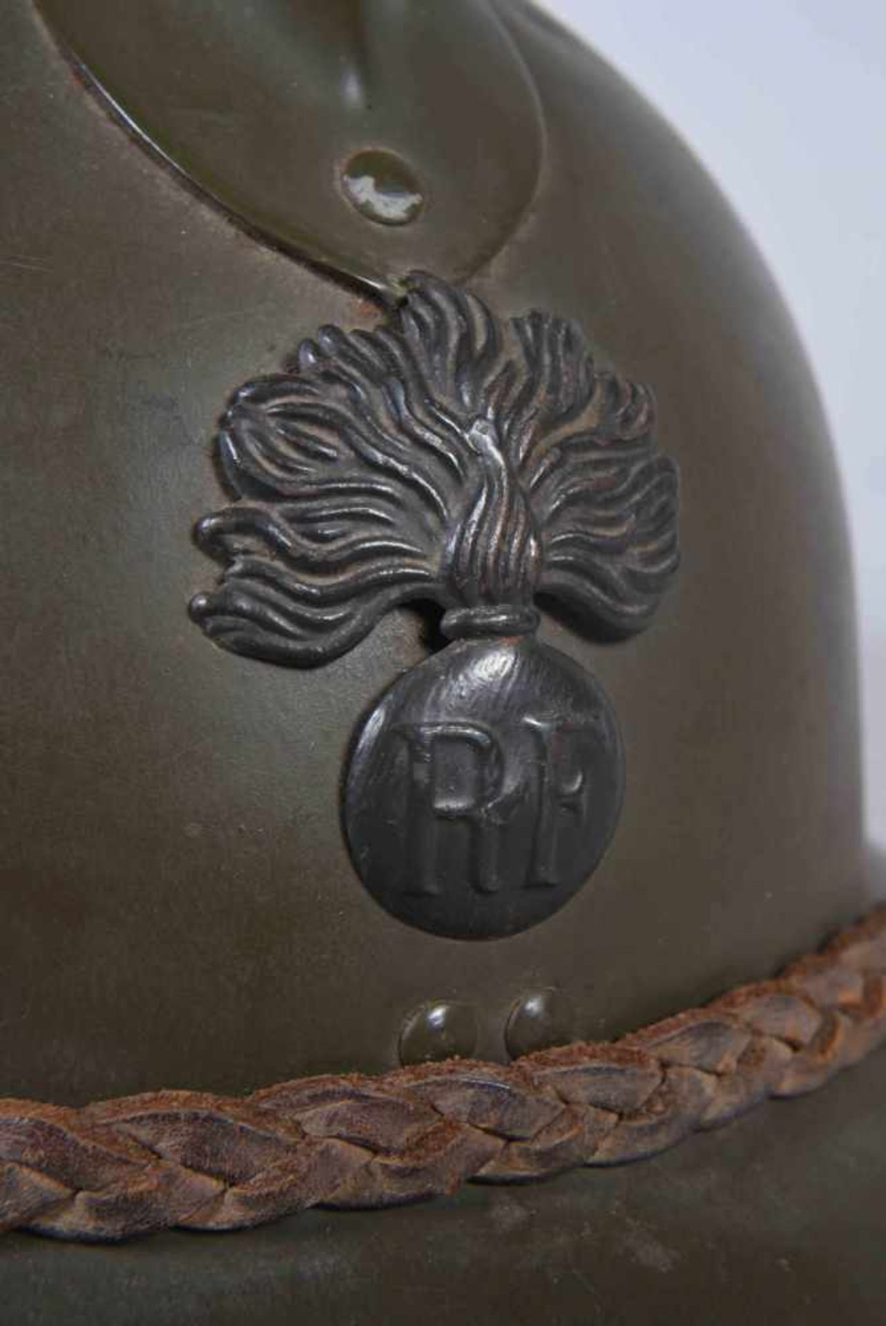 Casque Adrian modèle 26. Attribut infanterie Modèle 15 Fabricant Carpentier. Coque B. Peinture verte - Bild 6 aus 6