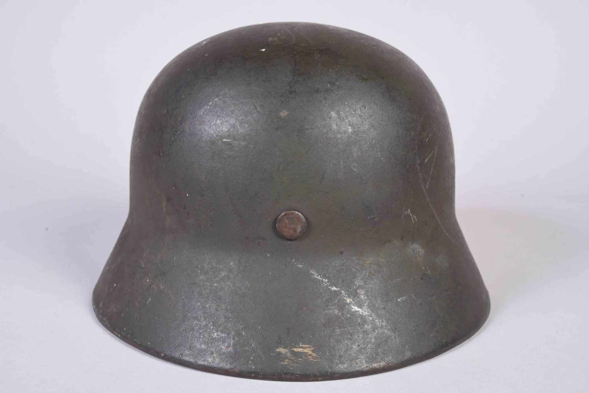 Casque Allemand Modèle 35 armée de Terre (HEER). Fabricant EF (Emaillirwerke AG Fulda). EF 62 . N° - Bild 3 aus 7