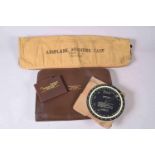USA- Sacoche Pilote Navigation kit de l’Air Force en cuir brun doublé à l’intérieur de toile kaki