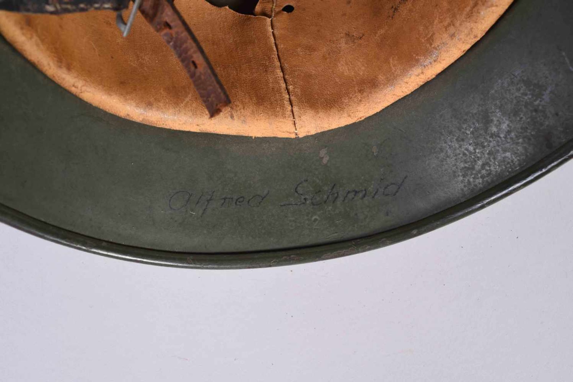 Casque Allemand Modèle 35 de l’armée de terre (HEER) fabricant Eisen Hütten Werke ET 64 ; N° de - Bild 8 aus 8