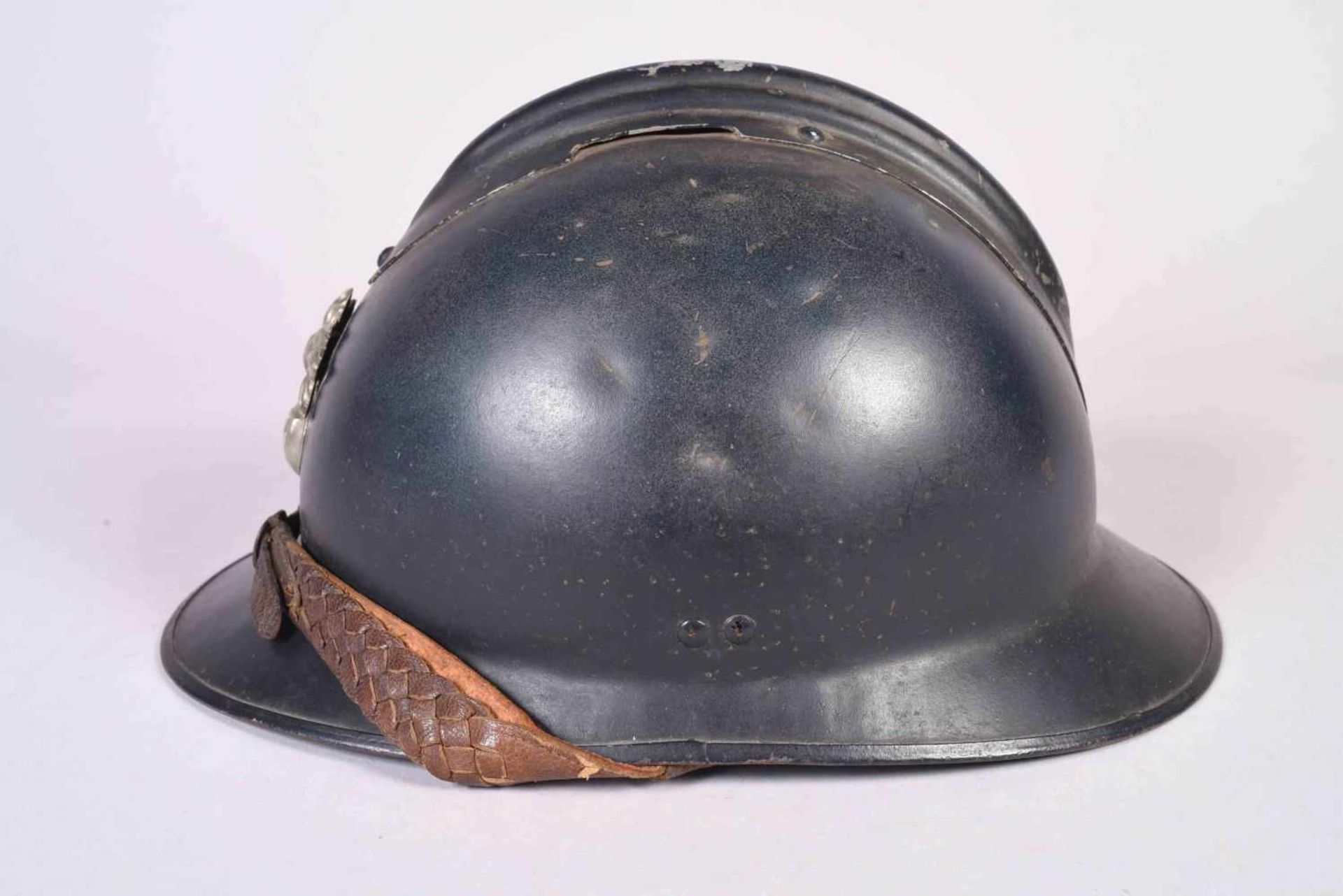 Casque Adrian modèle 26. Attribut de la gendarmerie. Fabricant L.U.M 39. Coque C. Peinture Bleu nuit - Bild 2 aus 6