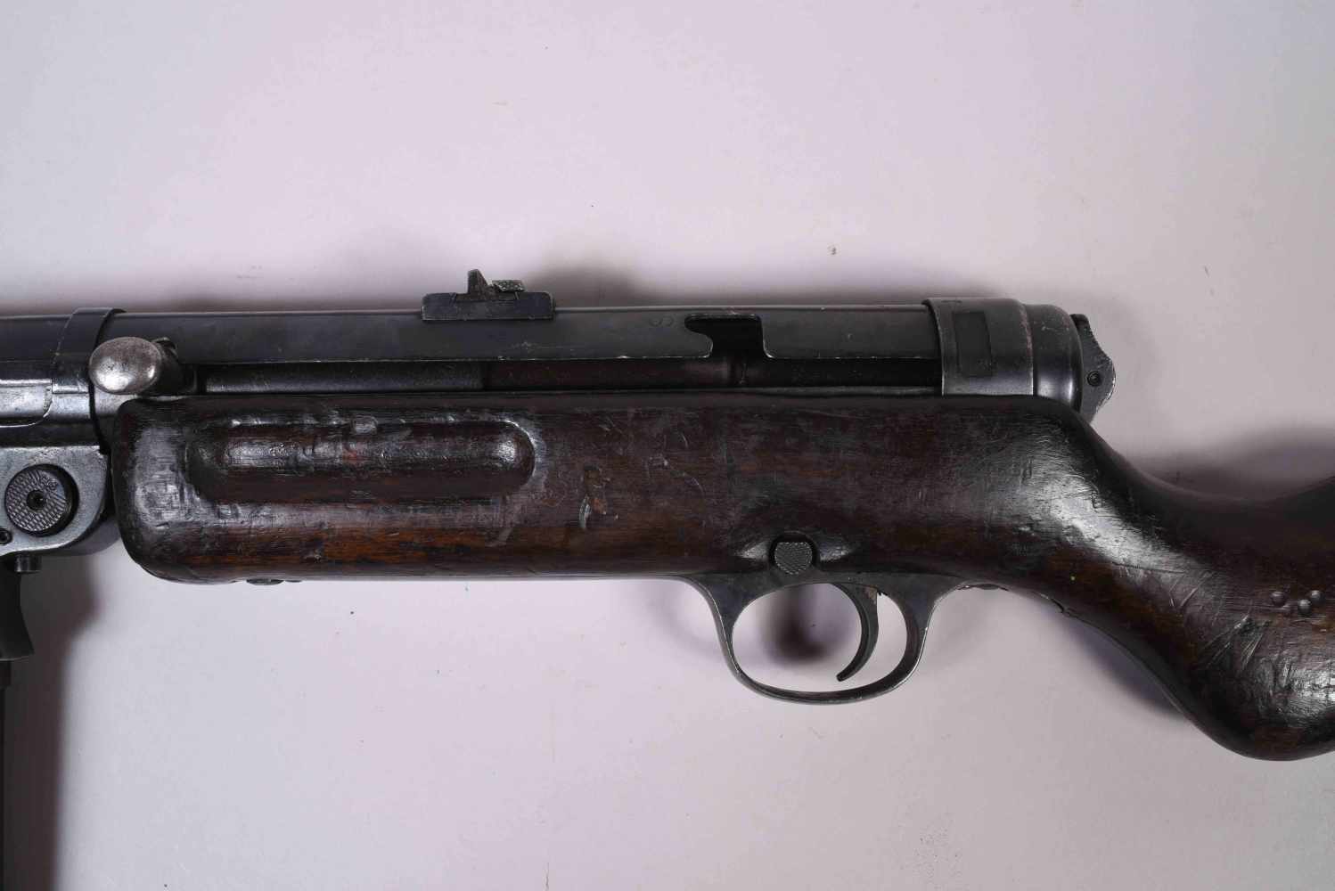 All- Pistolet Mitrailleur MP 41. Système Schmeisser, fabrication Haenel à Sulh. Crosse en bois et - Image 5 of 6