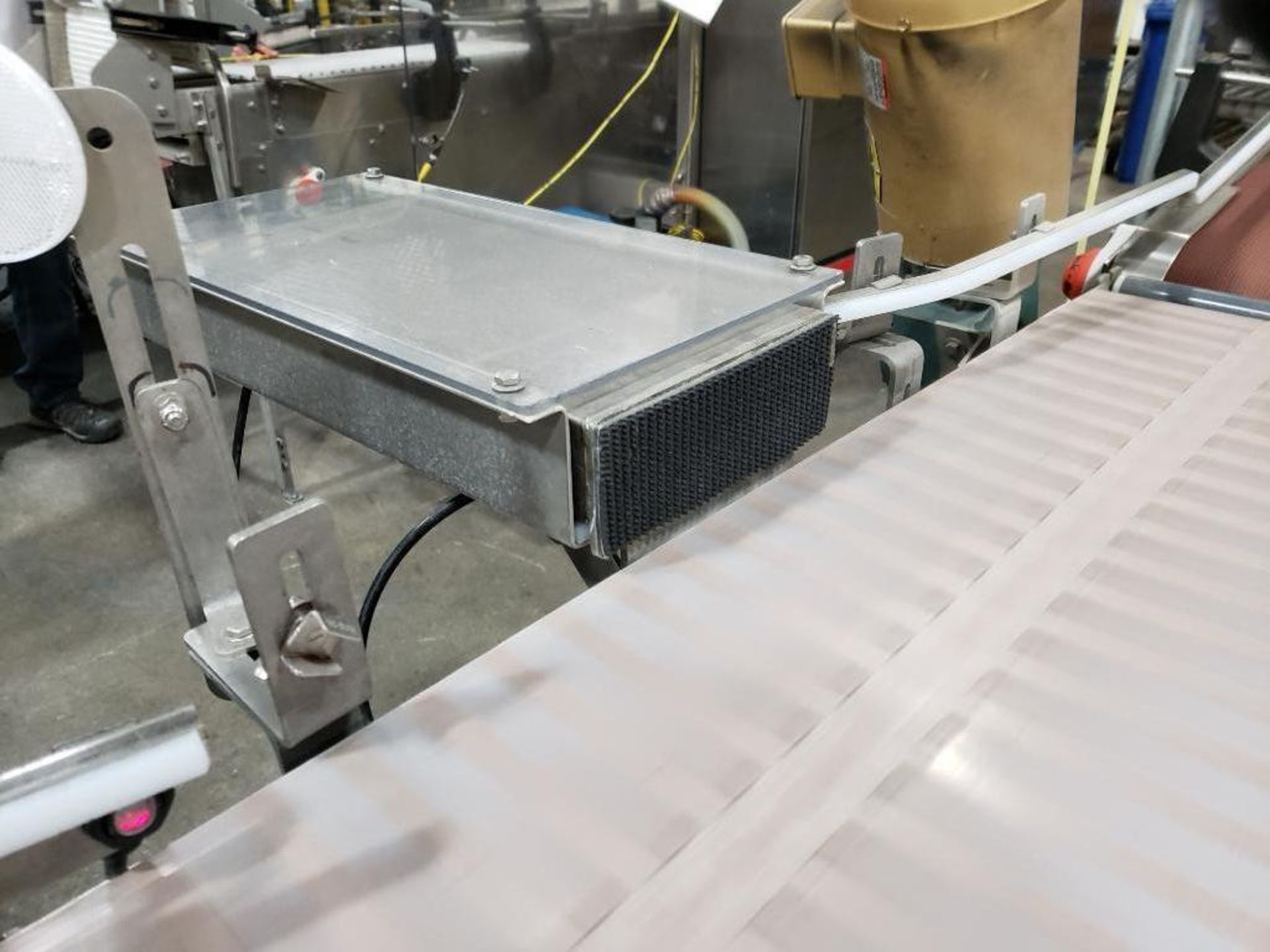 180 degree power conveyor - Image 5 of 5