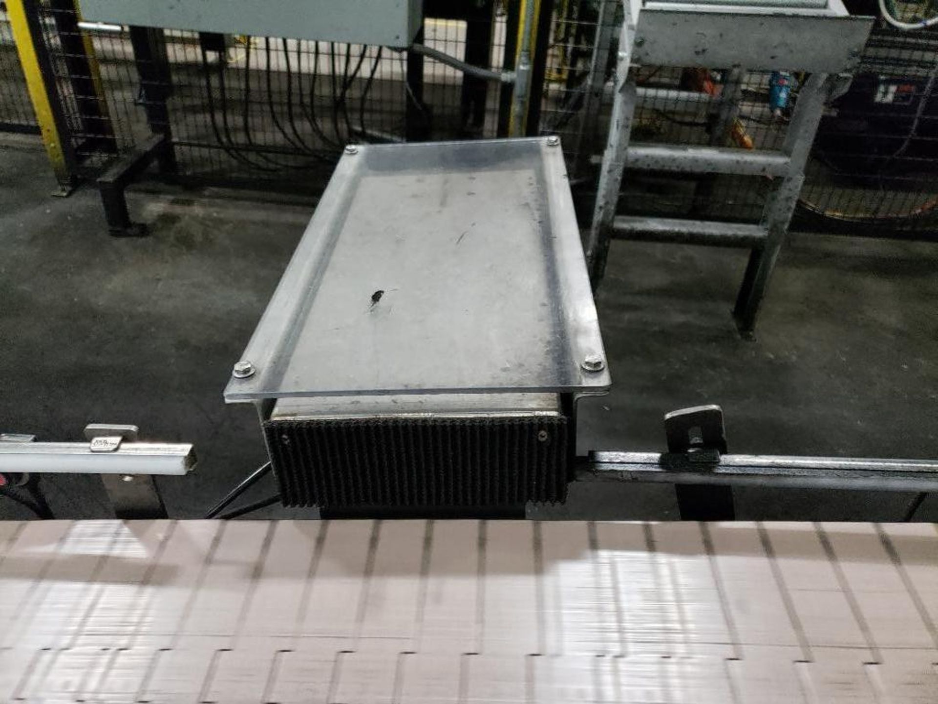 incline plastic belt conveyor - Image 4 of 5