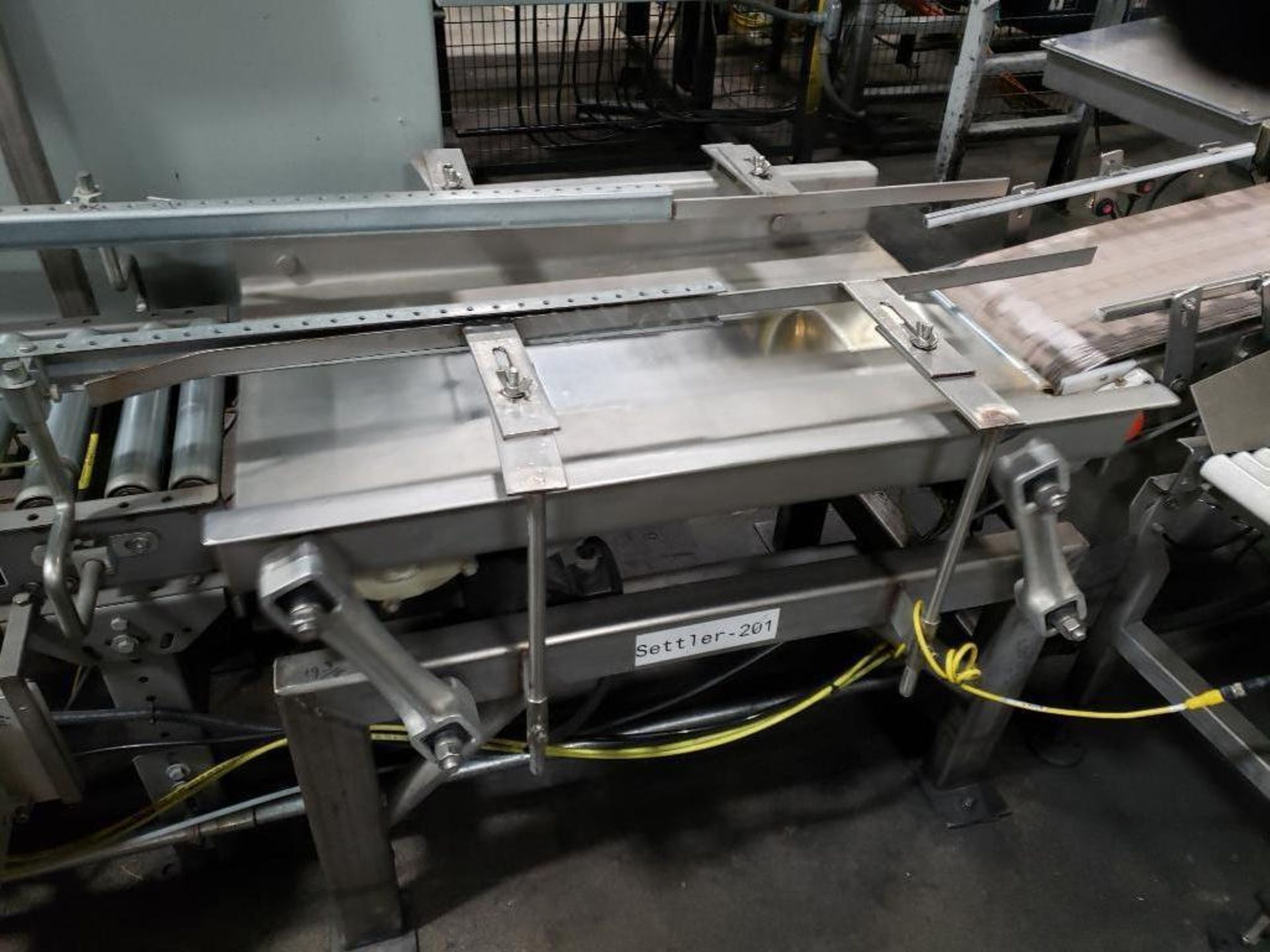 Stainless Steel vibratory conveyor