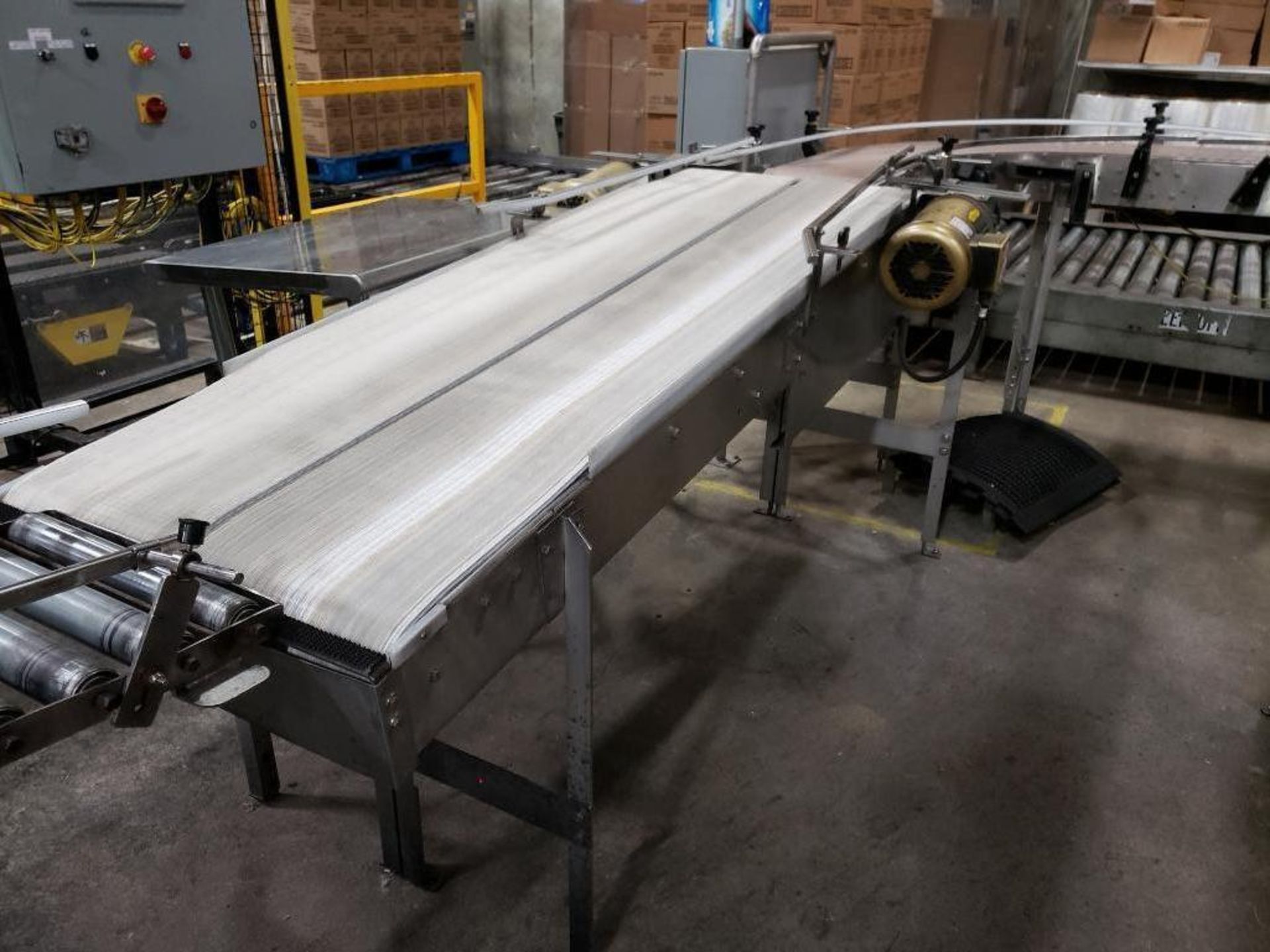 dual lane incline conveyor