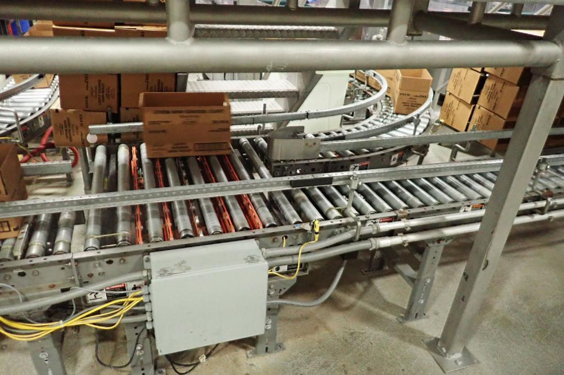 powered roller case conveyor - Image 11 of 18