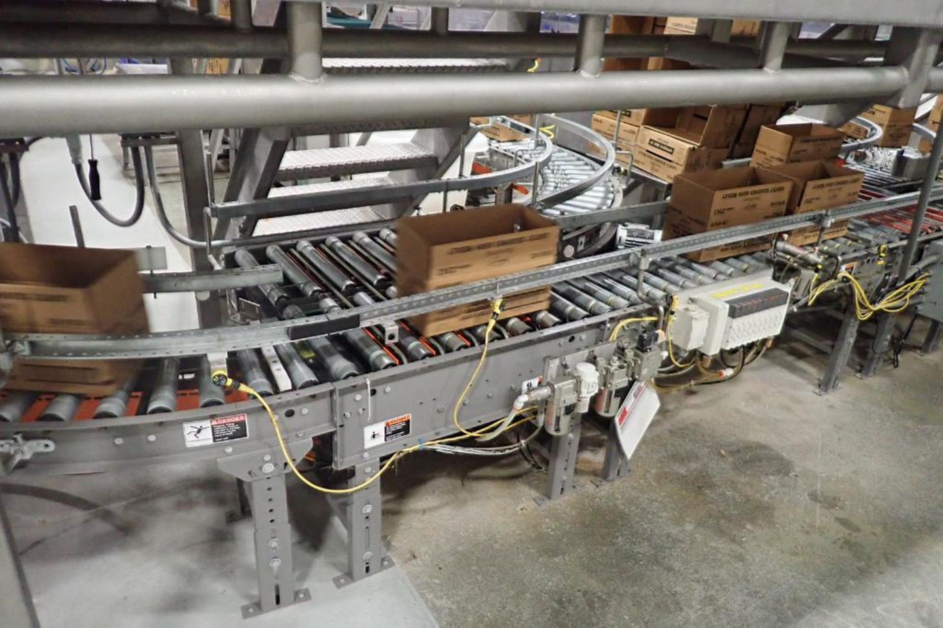 powered roller case conveyor - Image 5 of 18