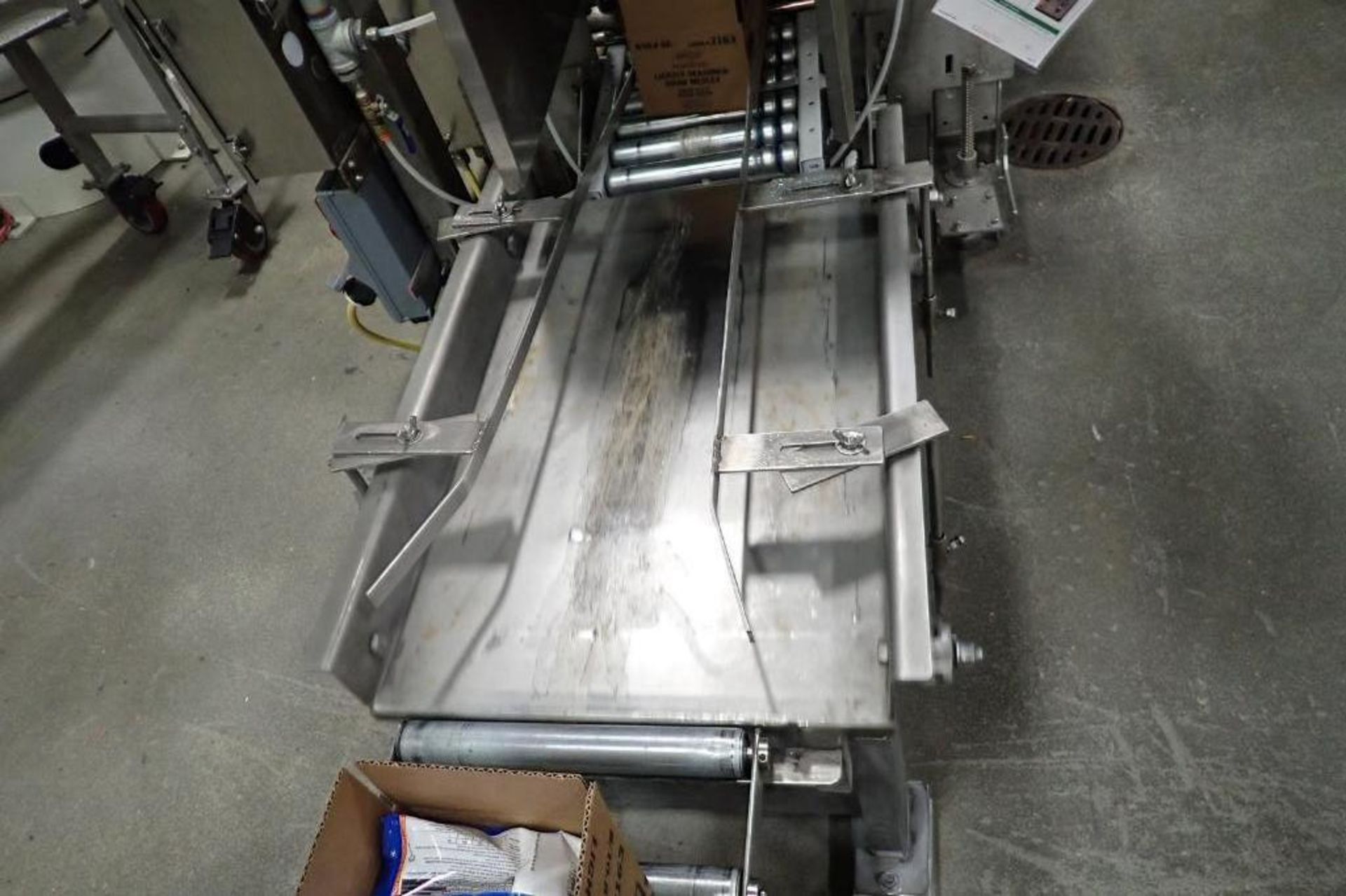 stainless steel vibratory conveyor - Image 6 of 6