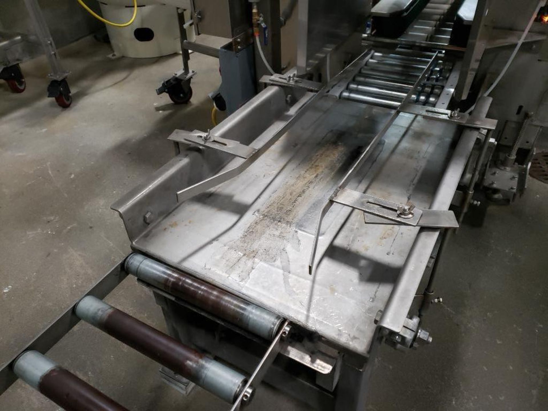 stainless steel vibratory conveyor - Image 2 of 6