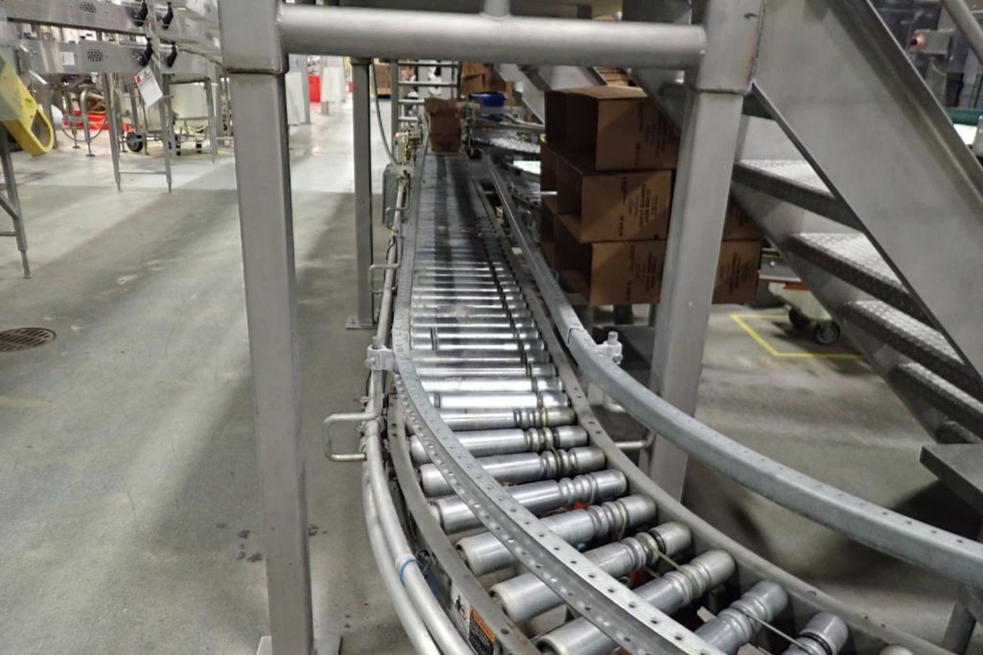 powered roller case conveyor - Image 10 of 18