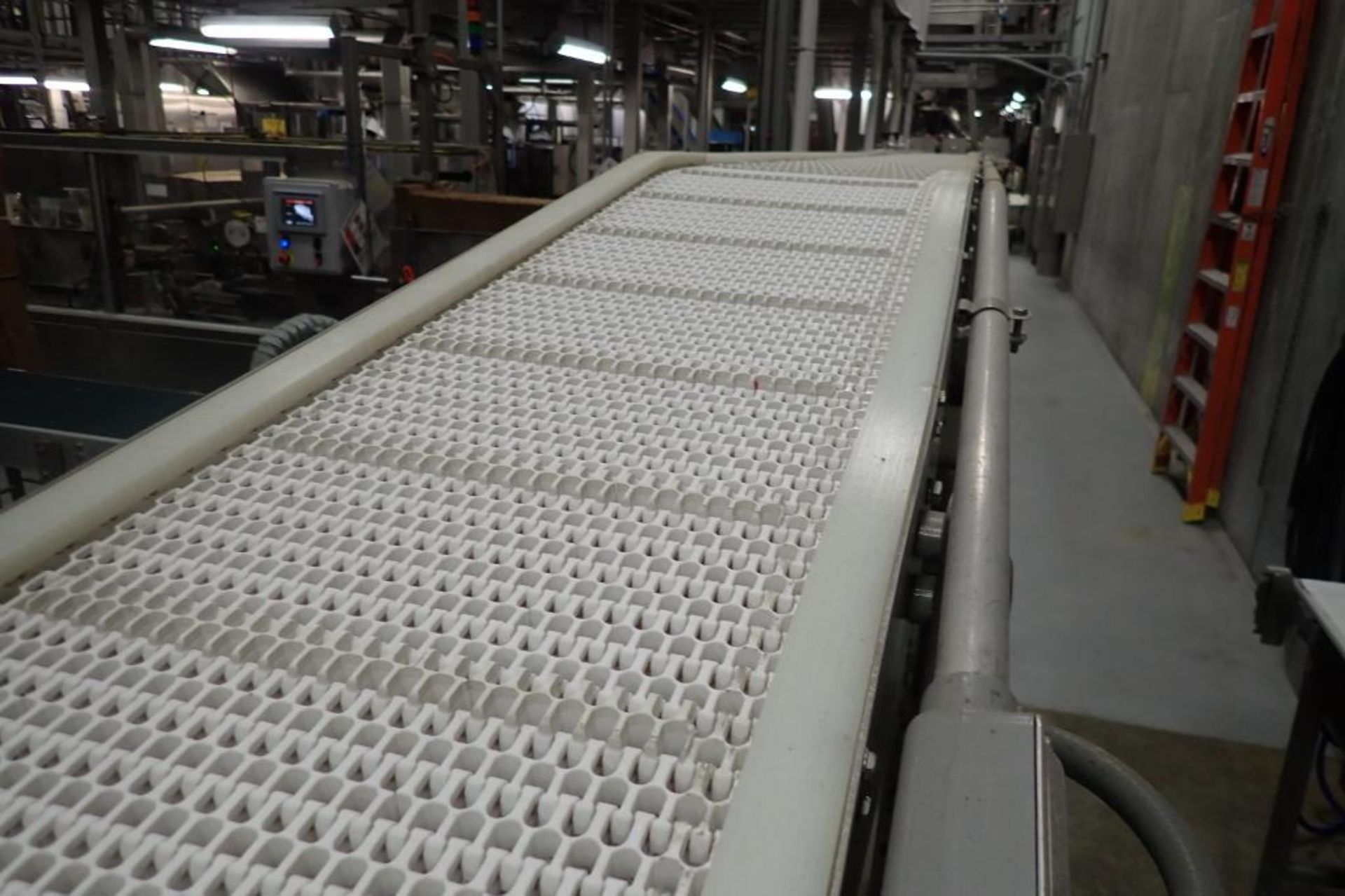 60 ft. long belt conveyor - Image 7 of 12