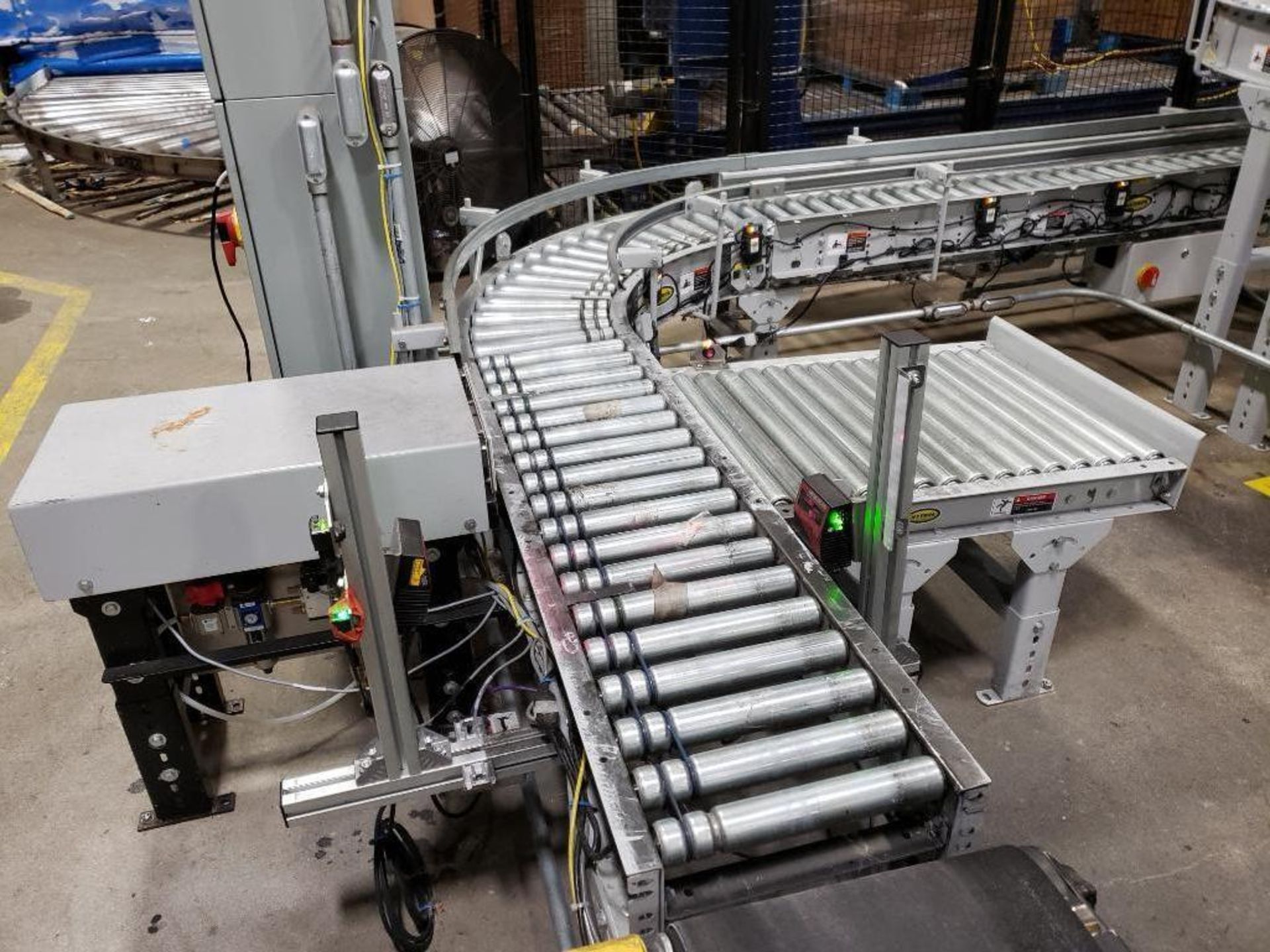 35 ft. long power roller case conveyor - Image 7 of 12