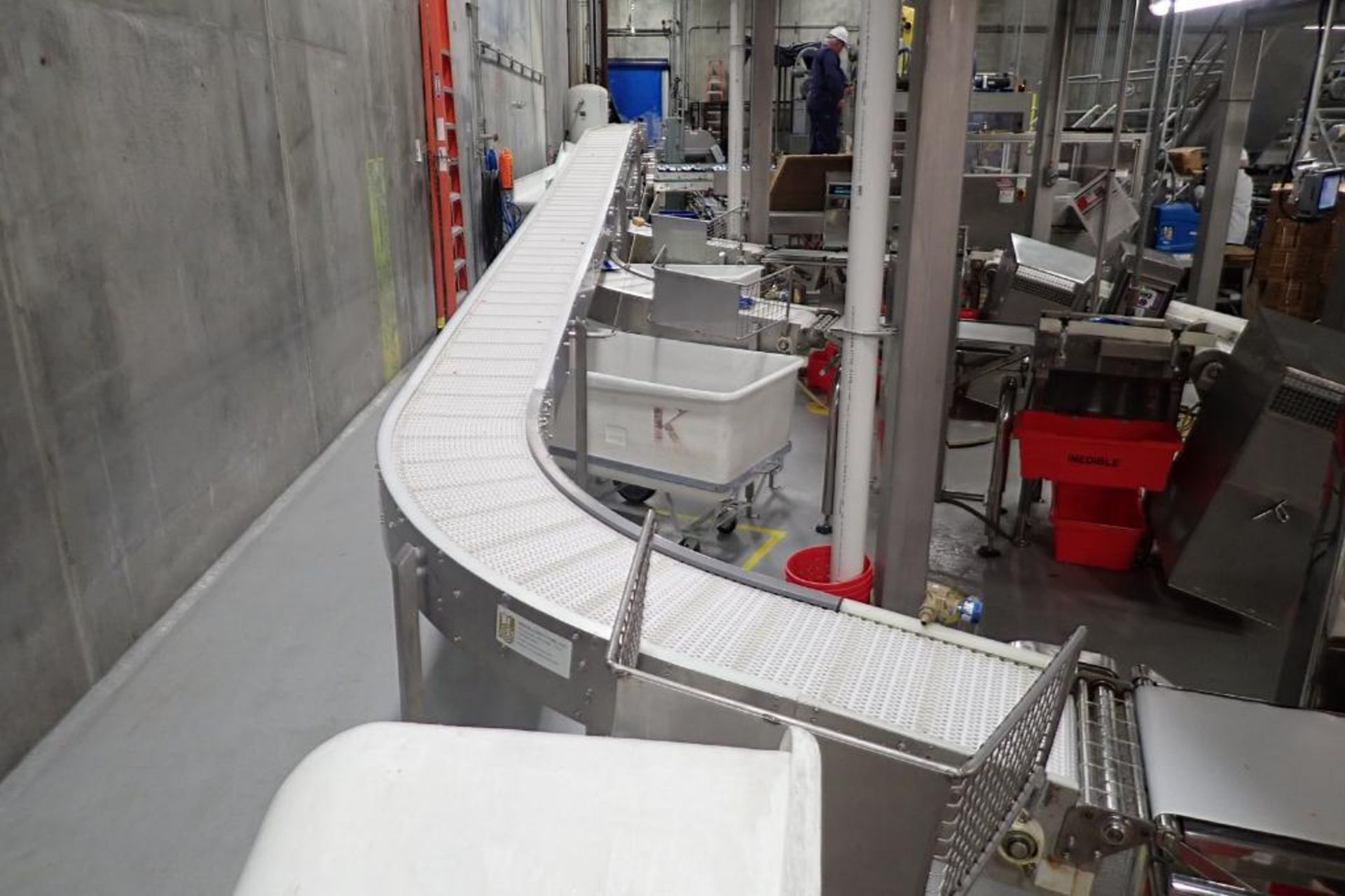 60 ft. long belt conveyor - Image 2 of 12