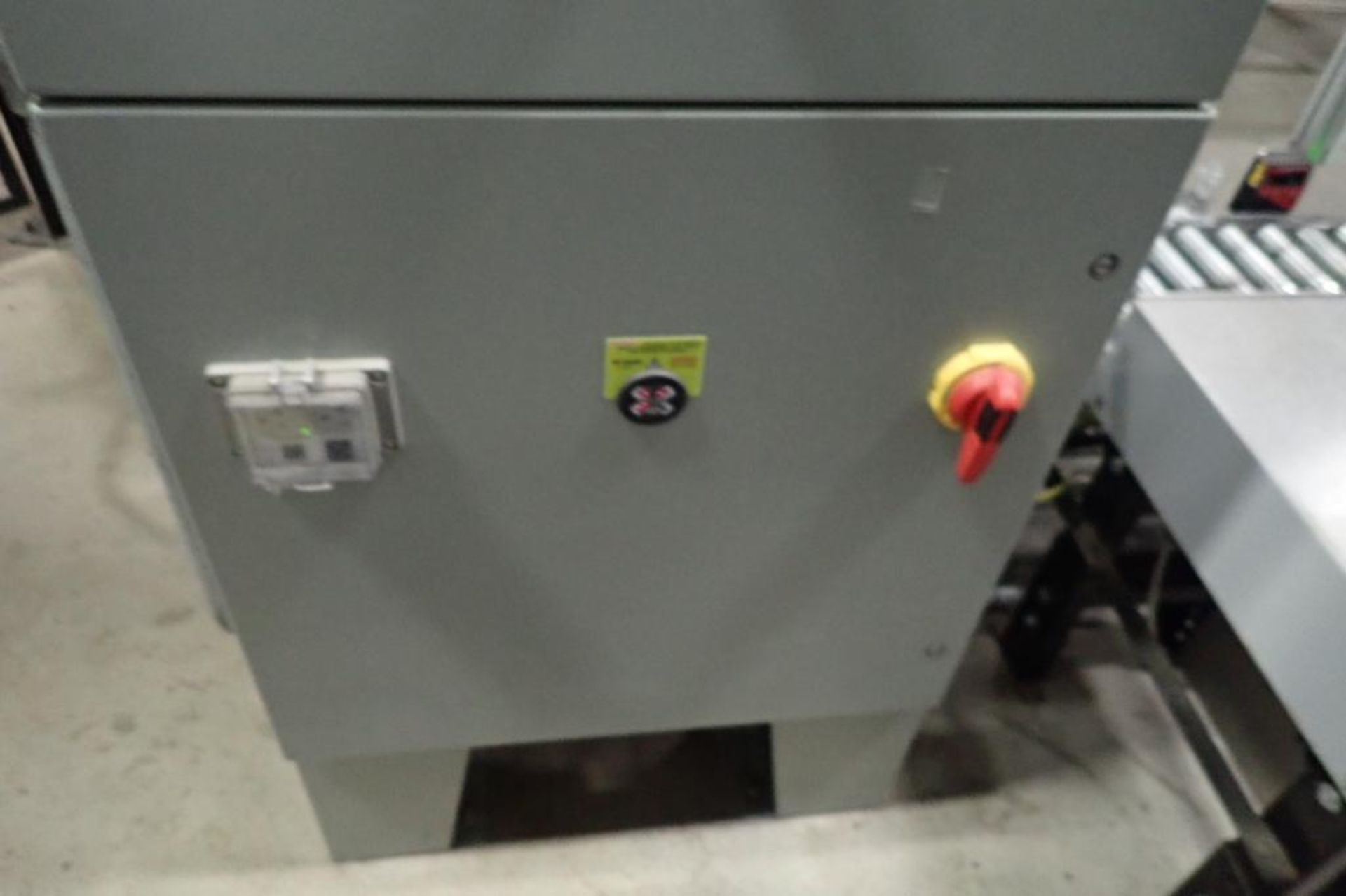 case conveyor control panel - Image 4 of 14