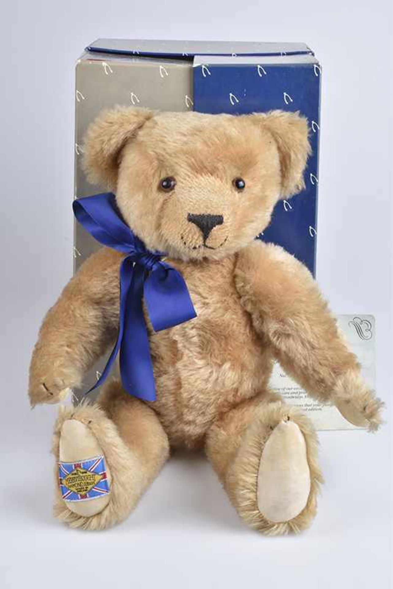 MERRYTHOUGHT Jubiliäumsbär 1930-1990, "Diamond Jubilee Bear", limitierte Auflage, mit Zertifikat