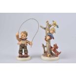 GOEBEL/ HUMMEL 2 Figuren 'Apfeldieb - Culprits' + 'Ich geb` nicht auf - Count me in', Porzellan,