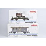 MÄRKLIN 2 Museumswagen, S1 neu, 1991 Niederbordwg., Brh., Oldtimer-Lkw der K.Württ. Post als Ladegut