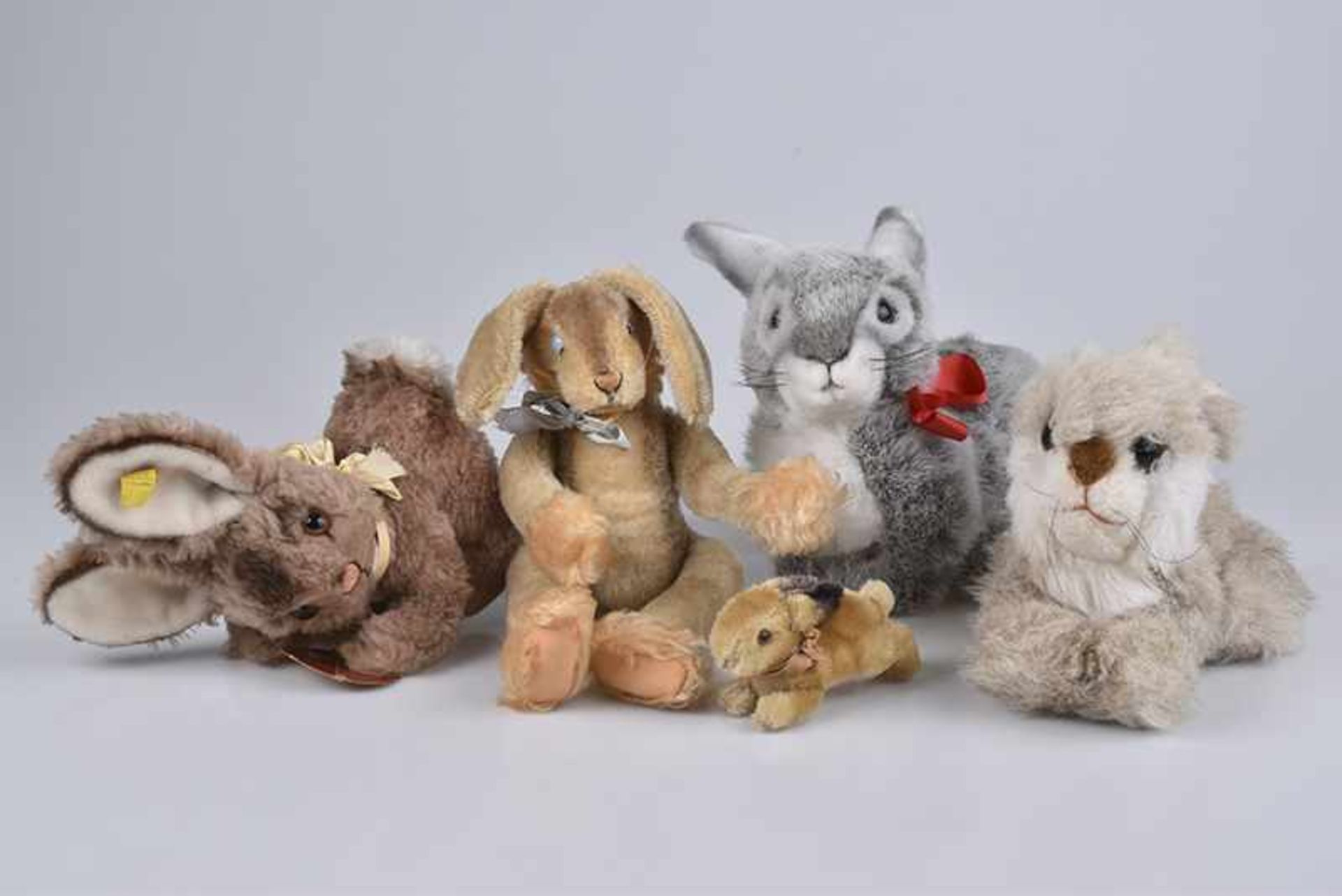 STEIFF 5 Hasen, 2x Mohair sonst Plüsch, Lulac Schlenderhase, "Hoppy", KF, unleserlich, "Cosy Mummy",